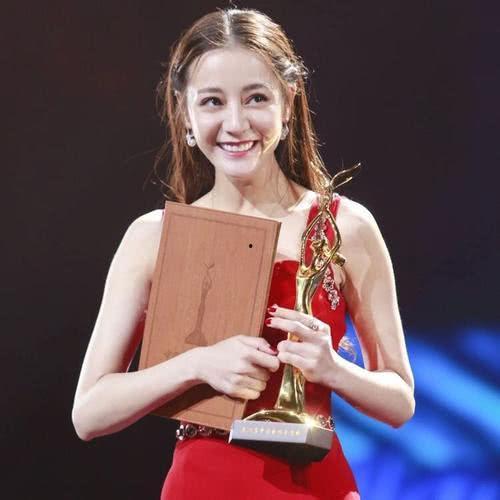 吃瓜欧美娱乐圈赛琳娜,欧美娱乐圈的瓜田女王